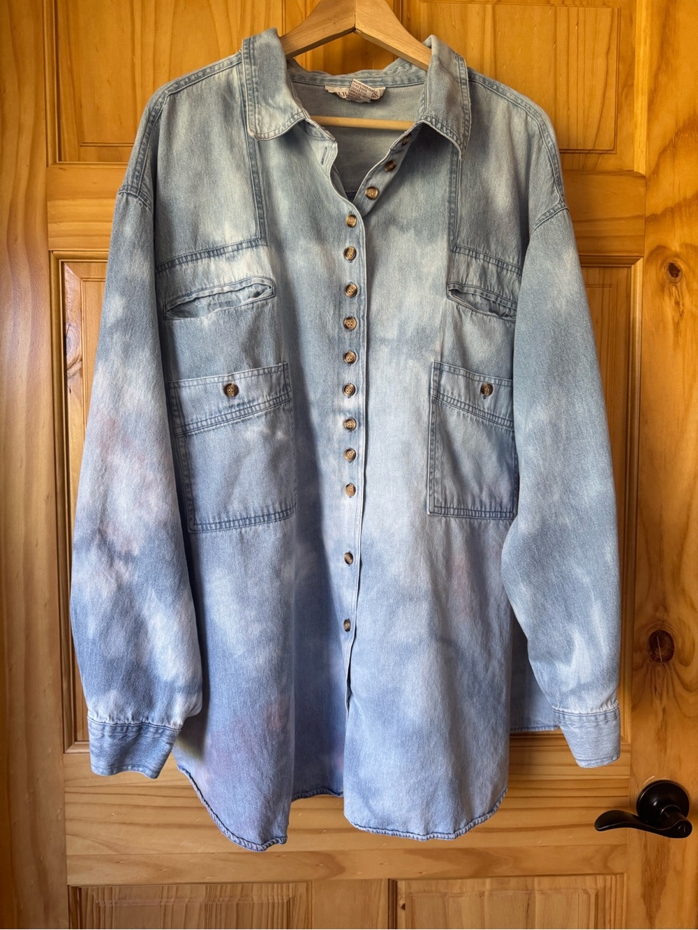 Vintage Silhouette Light Wash tie dye Button-Up Shirt plus size 3X